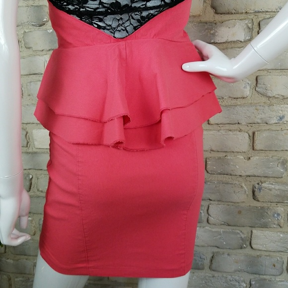 Peplum Dress Size M Black Lace Coral Peach - Picture 7 of 8
